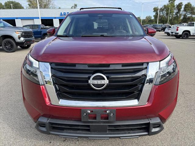 Used 2024 Nissan Pathfinder SV 4WD For Sale in Jackson, MI
