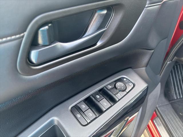 Used 2024 Nissan Pathfinder SV 4WD For Sale in Jackson, MI