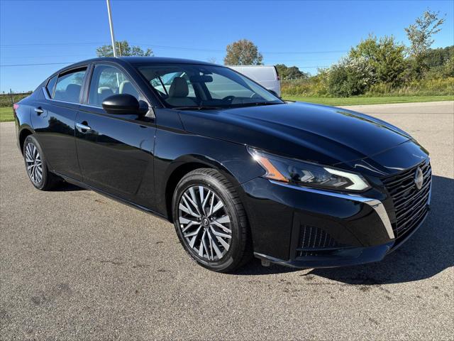 Used 2025 Nissan Altima SV FWD For Sale in Jackson, MI