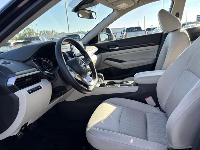 Used 2025 Nissan Altima SV FWD For Sale in Jackson, MI
