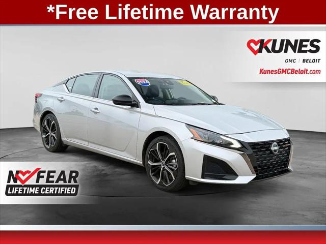 2024 Nissan Altima SR FWD for sale in Beloit, WI