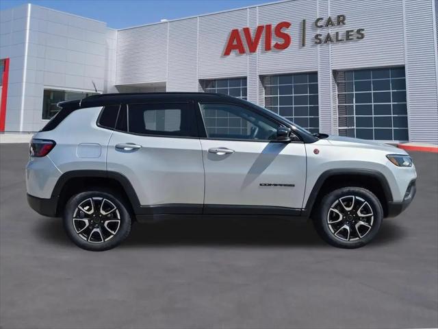 2025 Jeep Compass Trailhawk 4x4