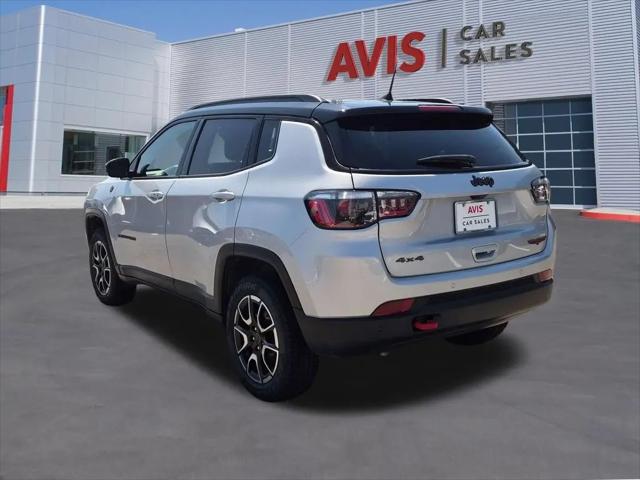 2025 Jeep Compass Trailhawk 4x4