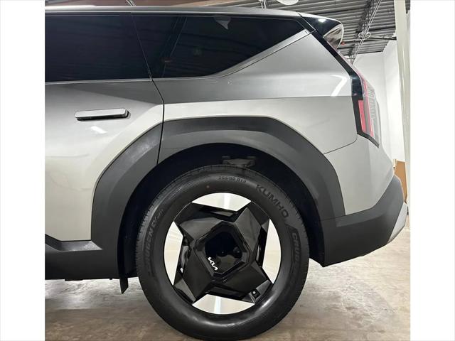 2024 Kia EV9 Light Long Range