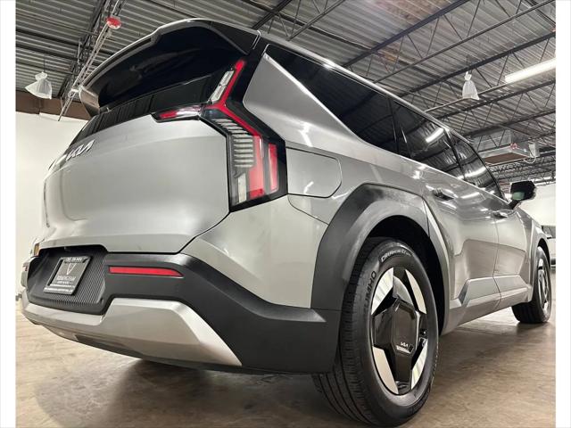 2024 Kia EV9 Light Long Range