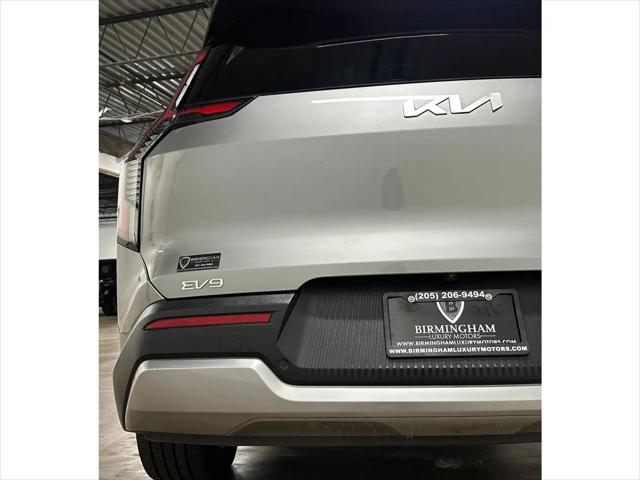 2024 Kia EV9 Light Long Range