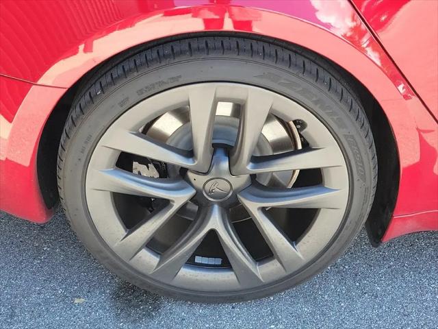 2022 Tesla Model S Plaid Tri Motor All-Wheel Drive