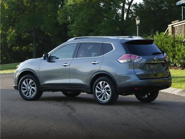 2016 Nissan Rogue SV for sale in Hooksett, NH