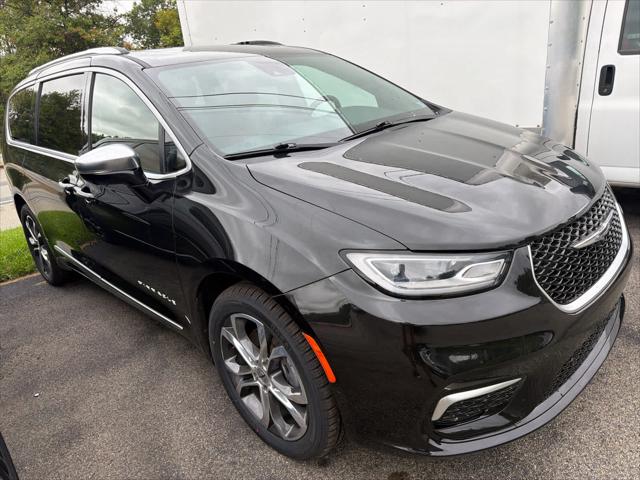 2023 Chrysler Pacifica Pinnacle AWD 2023 Chrysler Pacifica Pinnacle AWD