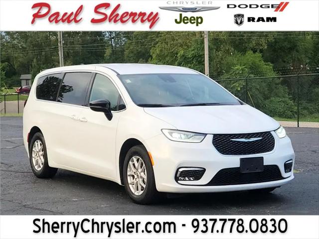 2025 Chrysler Pacifica Select for sale in Piqua, OH