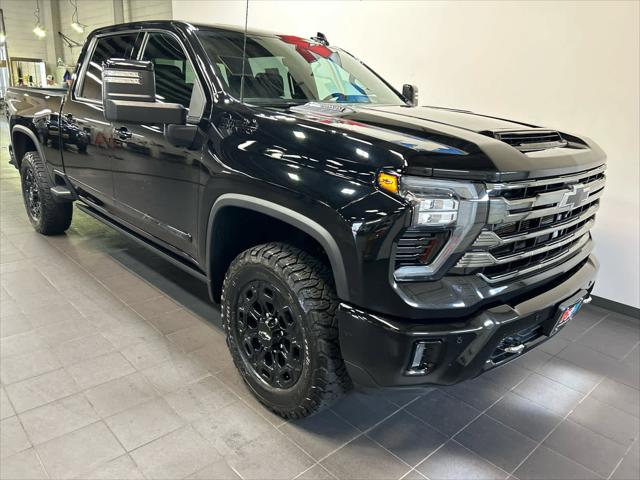 2024 Chevrolet Silverado 2500HD 4WD Crew Cab Standard Bed High Country