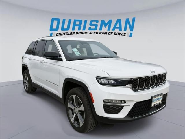 2024 Jeep Grand Cherokee 4xe GRAND CHEROKEE 4xe 2024 Jeep Grand Cherokee 4xe GRAND CHEROKEE 4xe