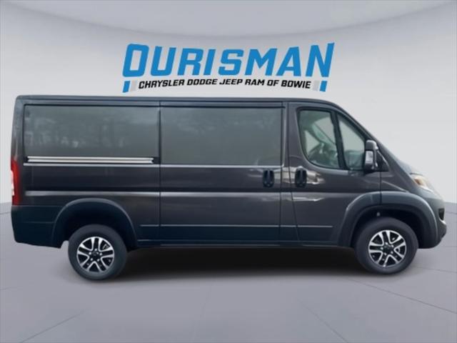 2025 RAM ProMaster 3500 Cargo Van SLT Low Roof 136 WB
