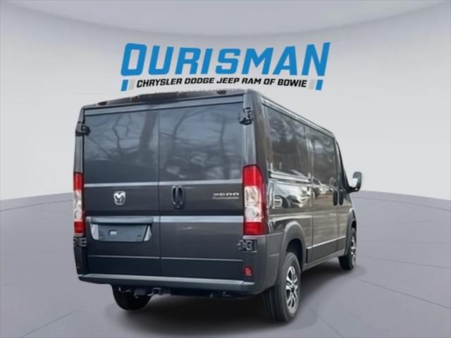 2025 RAM ProMaster 3500 Cargo Van SLT Low Roof 136 WB