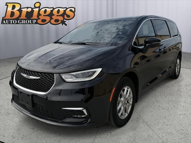2025 Chrysler Pacifica Select for sale in Fort Scott, KS