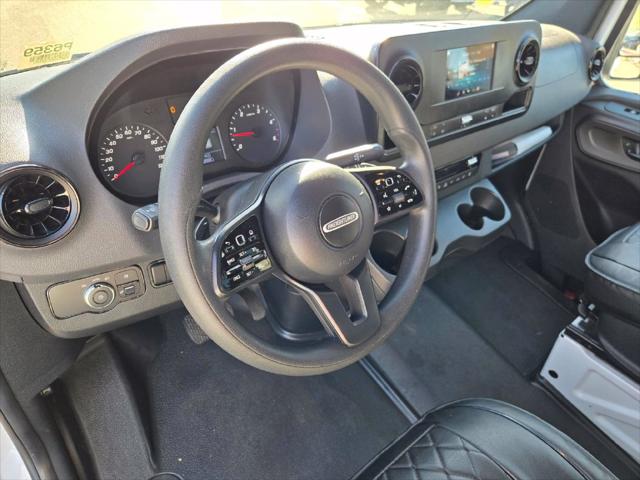 2019 Freightliner Sprinter High Roof V6