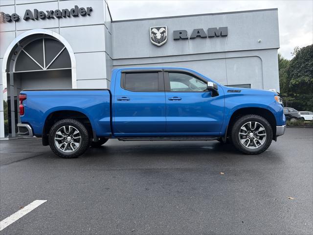 2023 Chevrolet Silverado 1500 4WD Crew Cab Standard Bed LT
