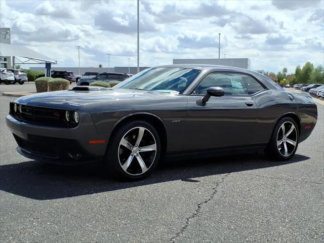 2016 Dodge Challenger R/T Shaker
