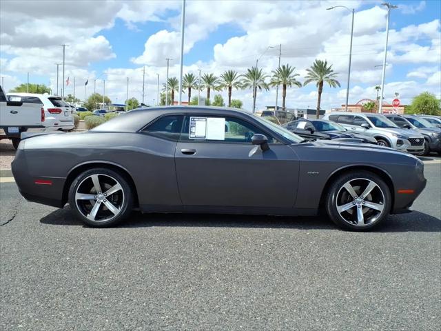 2016 Dodge Challenger R/T Shaker