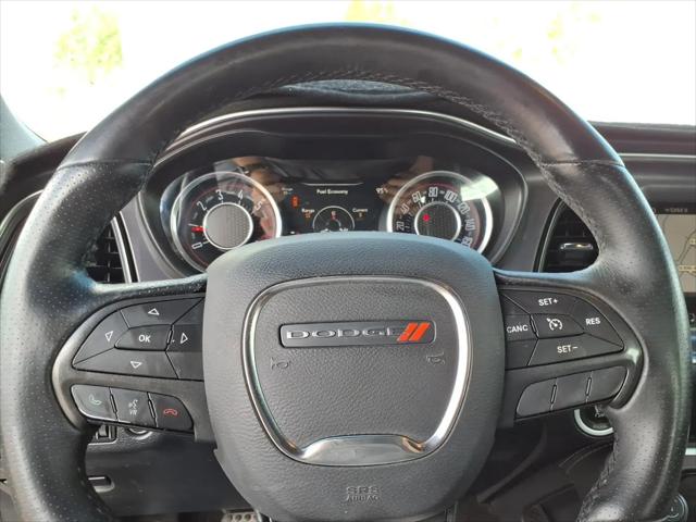 2016 Dodge Challenger R/T Shaker