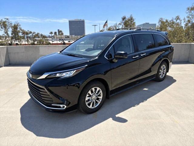 2022 Toyota Sienna XLE for sale in Anaheim, CA