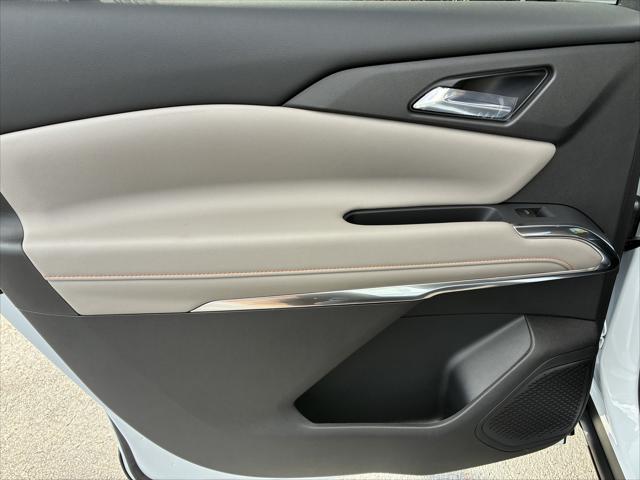 2027 Chevrolet Traverse FWD LT