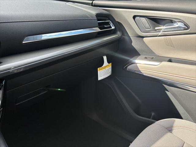 2027 Chevrolet Traverse FWD LT