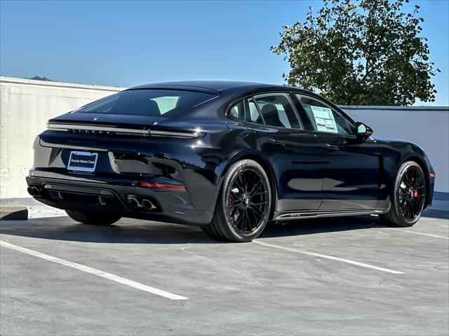 2026 Porsche Panamera GTS