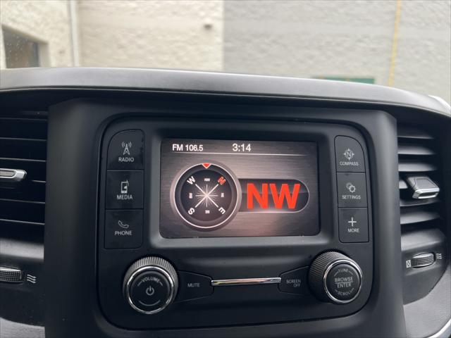2021 Ram 1500 Big Horn Crew Cab 4x4 57 Box