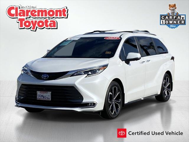 2025 Toyota Sienna Platinum for sale in Claremont, CA