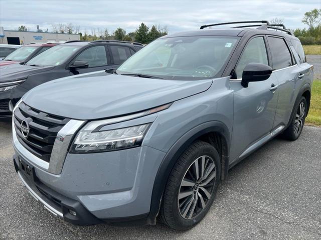 2022 Nissan Pathfinder Platinum 4WD for sale in Champlain, NY