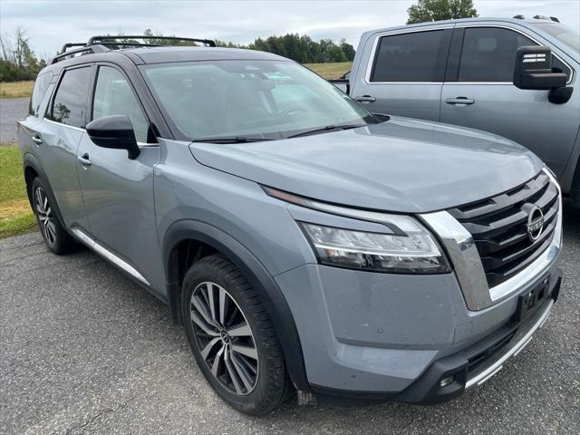2022 Nissan Pathfinder Platinum 4WD