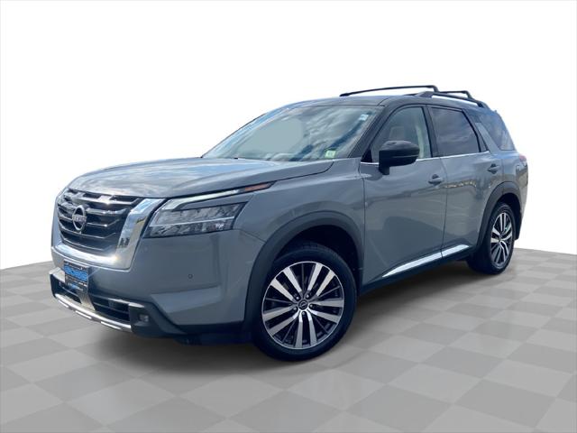 2022 Nissan Pathfinder Platinum 4WD for sale in Champlain, NY