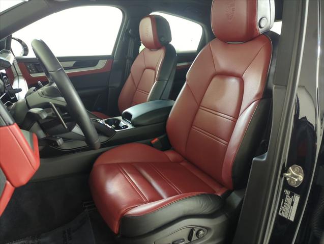 2025 Porsche Cayenne Unknown
