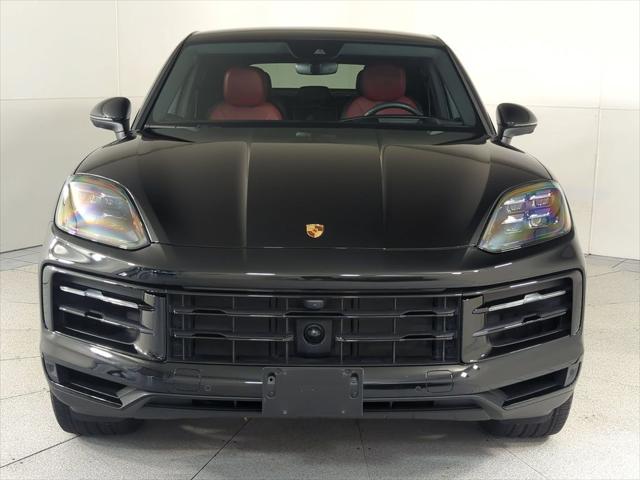 2025 Porsche Cayenne Unknown