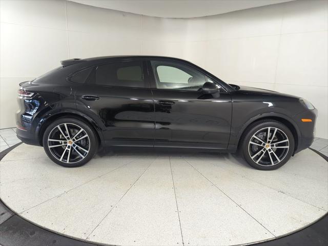 2025 Porsche Cayenne Unknown