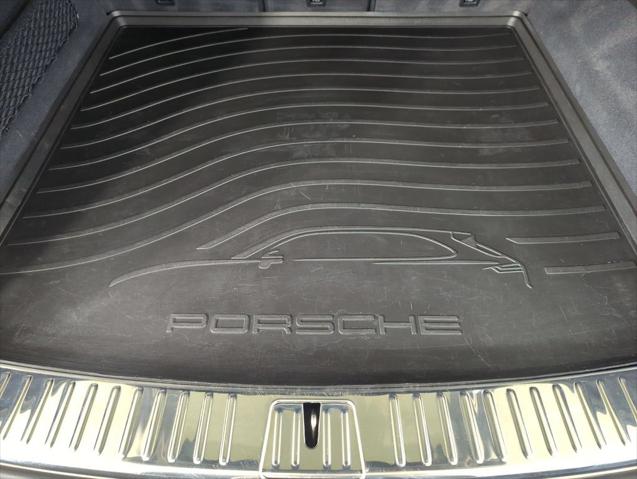 2025 Porsche Cayenne Unknown