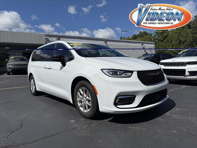 2026 Chrysler Pacifica Select 2026 Chrysler Pacifica Select