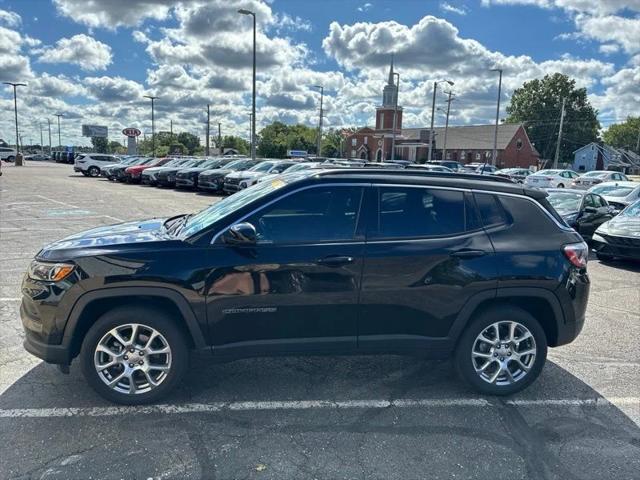 2022 Jeep Compass Latitude Lux 4x4