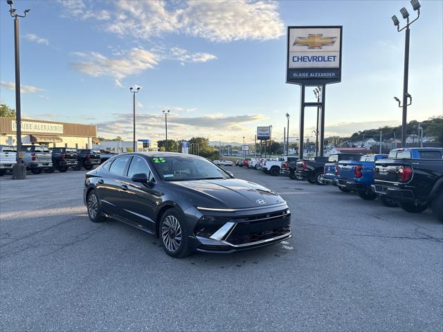 2025 Hyundai Sonata Hybrid Limited for sale in Altoona, PA
