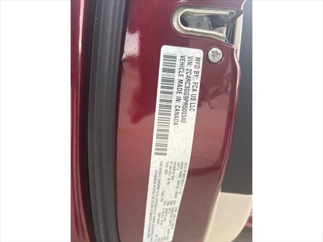 2023 Chrysler Pacifica Limited AWD