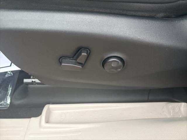 2023 Chrysler Pacifica Limited AWD