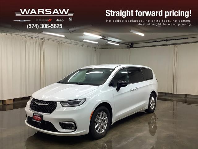 2025 Chrysler Pacifica Select for sale in Warsaw, IN
