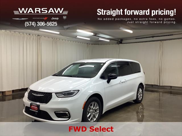 2025 Chrysler Pacifica Select for sale in Warsaw, IN