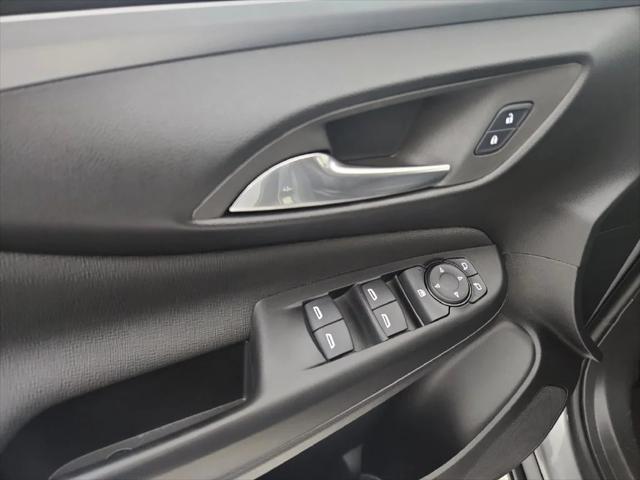 2026 Buick NV Preferred FWD
