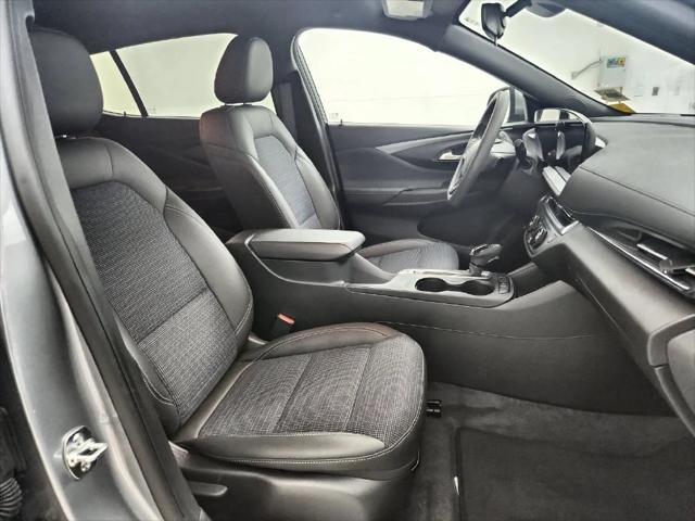2026 Buick NV Preferred FWD