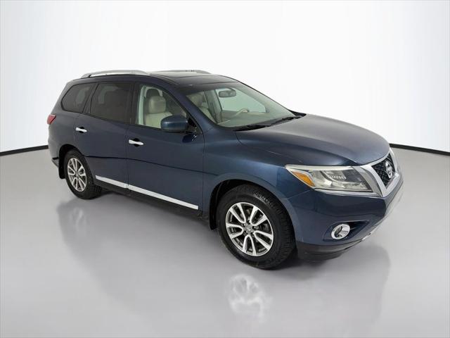 2013 Nissan Pathfinder SL for sale in Lancaster, PA