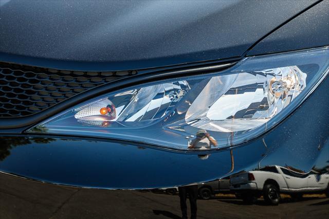2027 Chrysler Pacifica LX