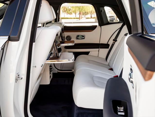 2027 Rolls-Royce Ghost Unknown