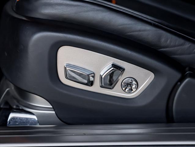 2018 Rolls-Royce Dawn Base